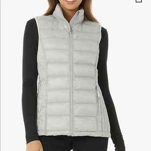 WOMEN'S LIGHTWEIGHT RECYCLED POLY-FILL PACKABLE VEST